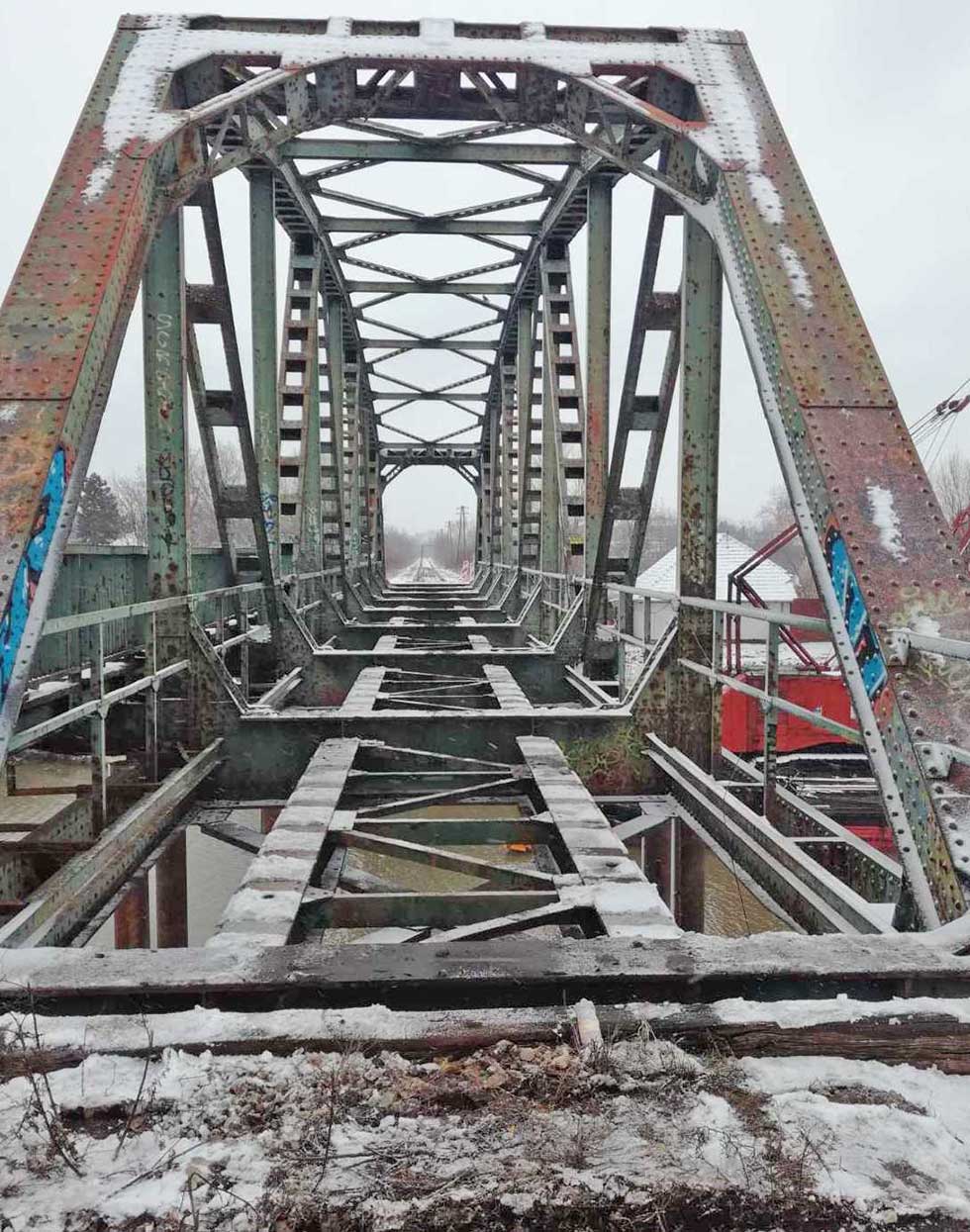 demontaža koloseka na železničkom mostu